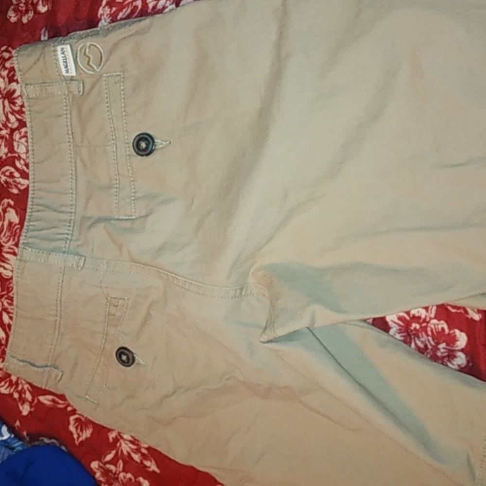 Khaki shorts size 8 youth boys